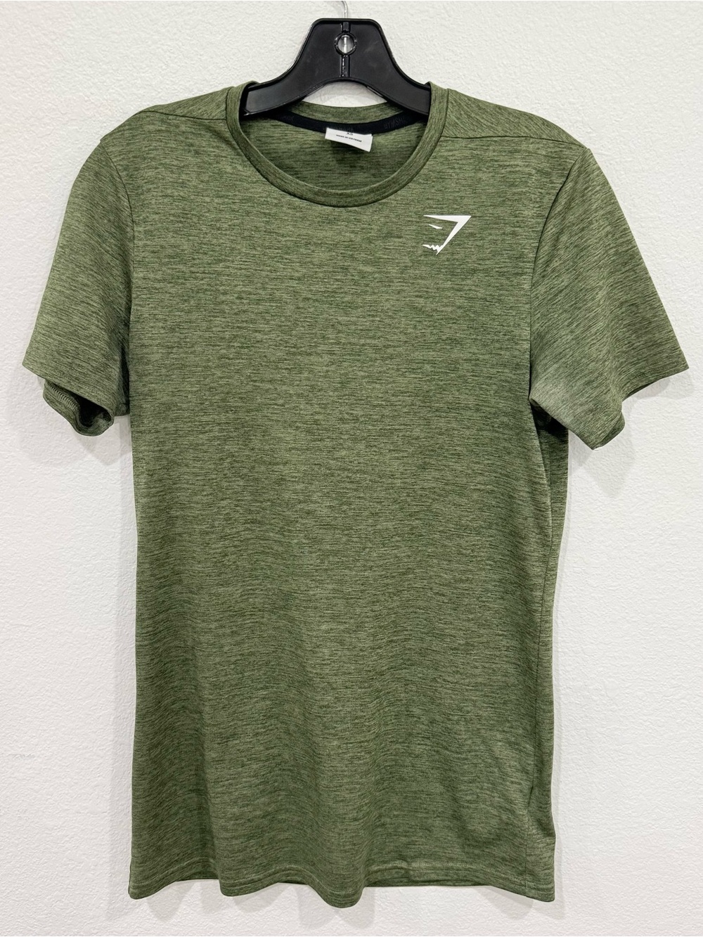 NWOT Gymshark Army Green Workout Top Men’s Size X-Small